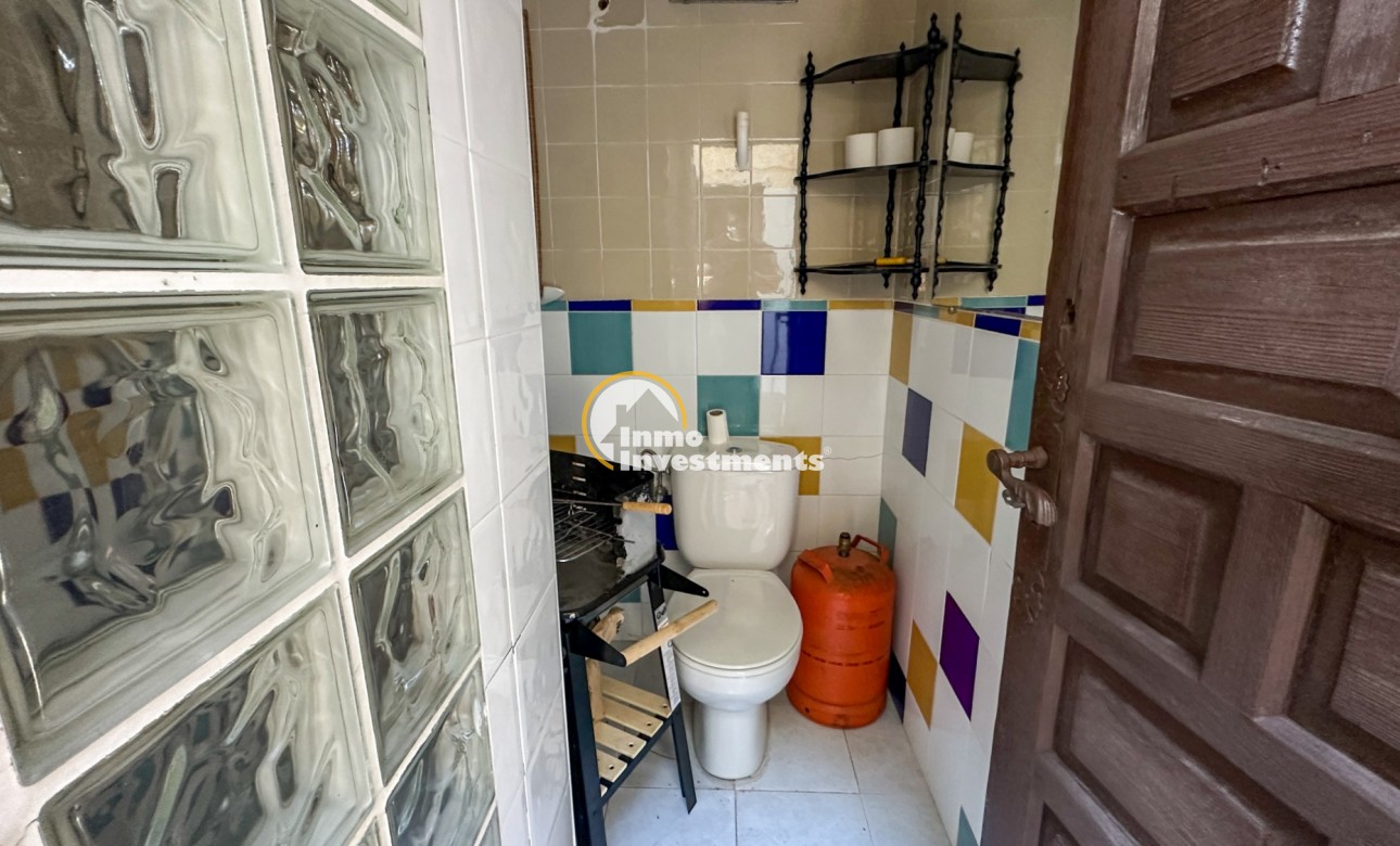 Resale - Villa - Orihuela Costa - Punta Prima