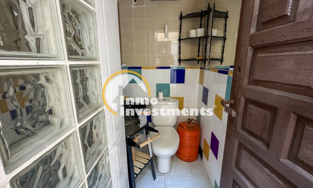 Resale - Villa - Orihuela Costa - Punta Prima