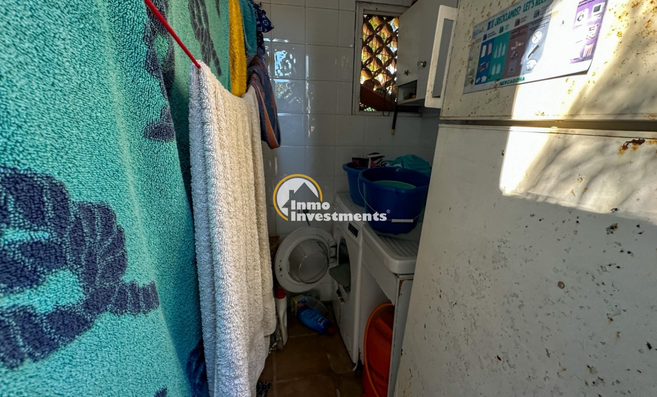 Resale - Villa - Orihuela Costa - Punta Prima