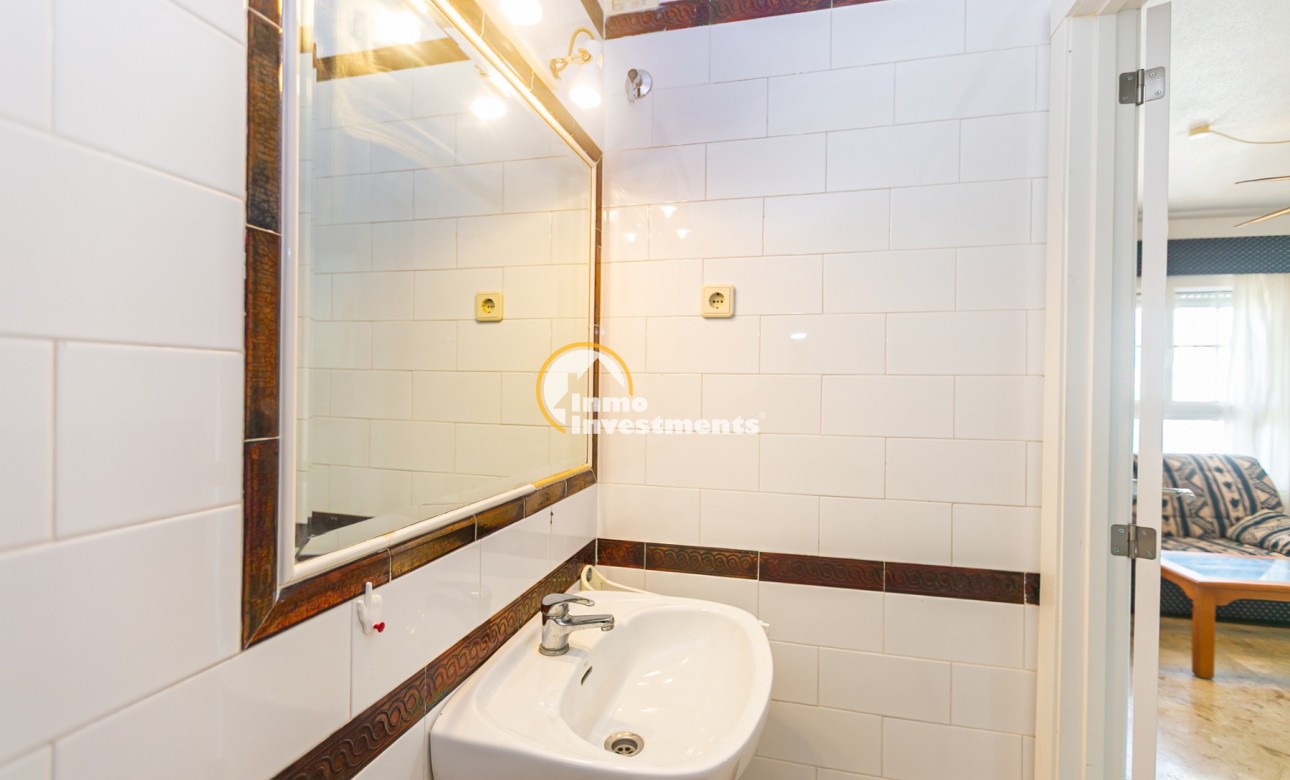 Resale - Town house - Villamartin - Valencias