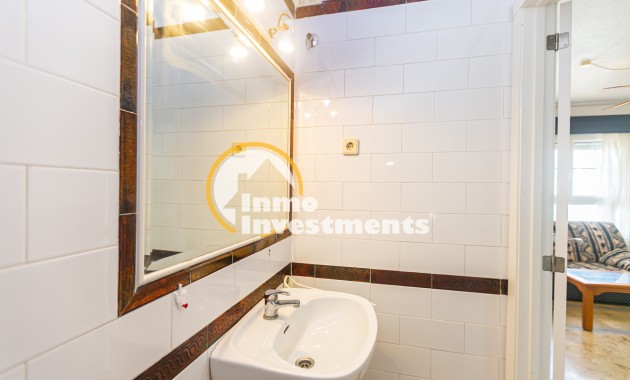 Resale - Town house - Villamartin - Valencias
