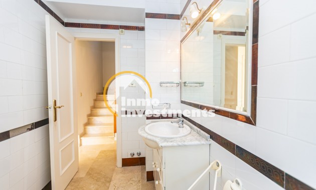 Resale - Town house - Villamartin - Valencias