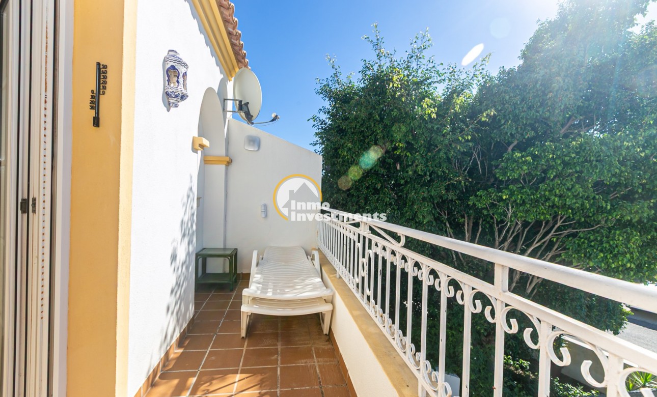 Resale - Town house - Villamartin - Valencias