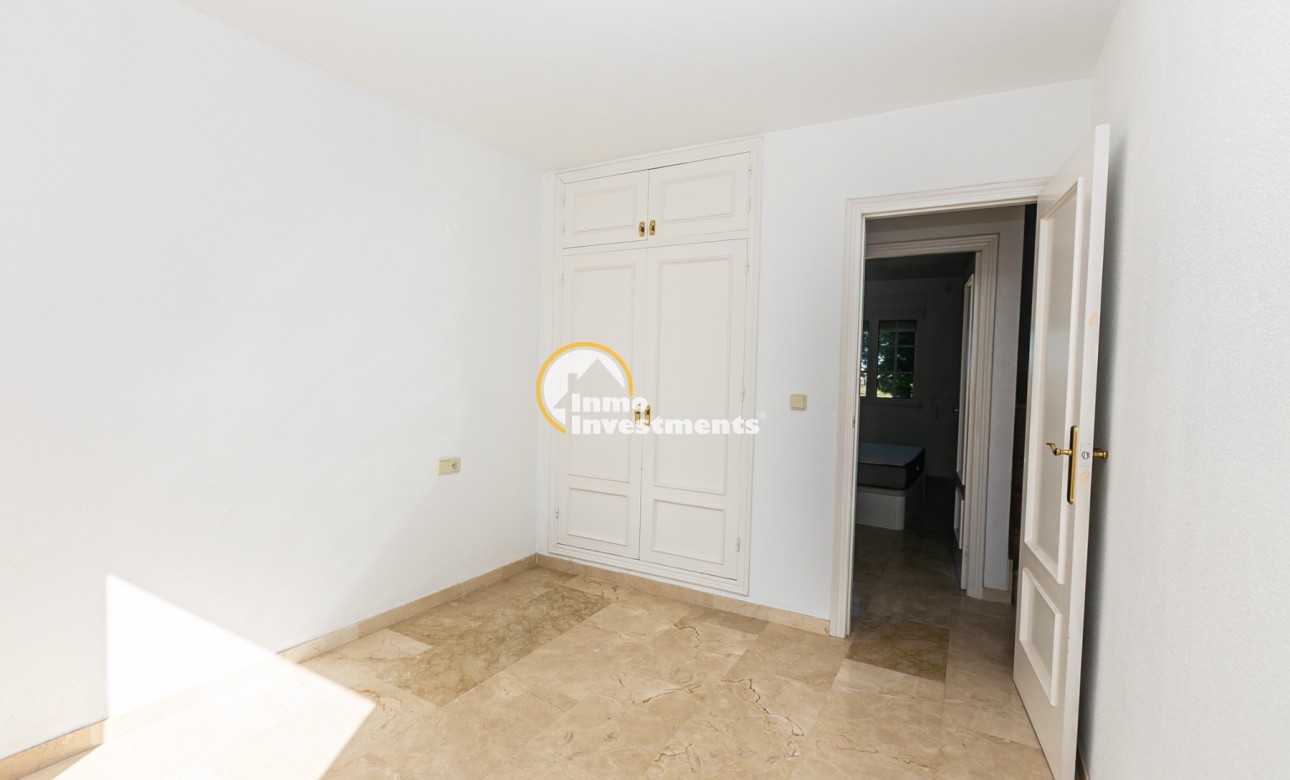 Resale - Town house - Villamartin - Valencias