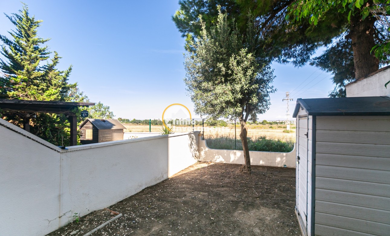 Resale - Town house - Villamartin - Valencias
