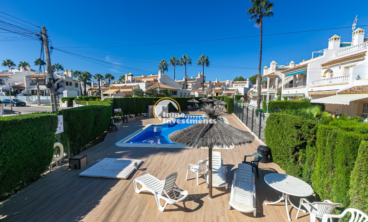 Resale - Town house - Villamartin - Valencias
