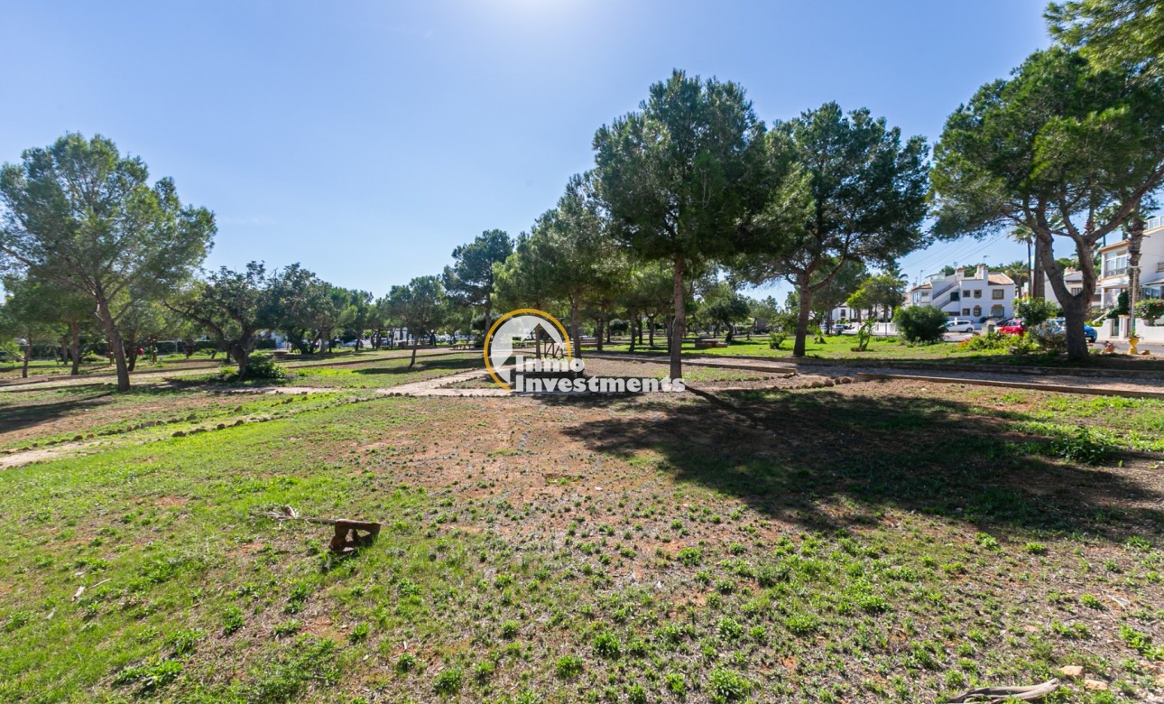 Resale - Town house - Villamartin - Valencias