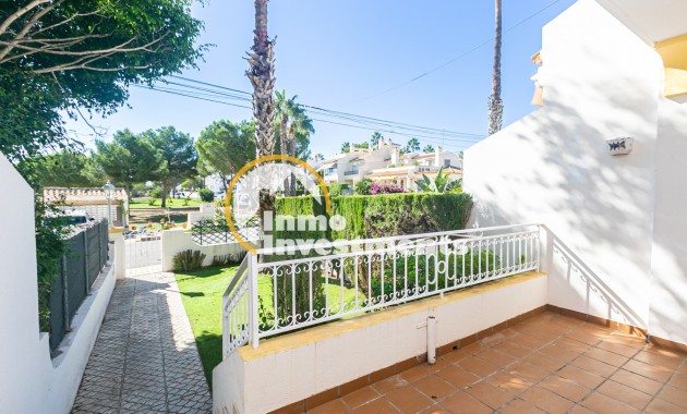 Resale - Town house - Villamartin - Valencias