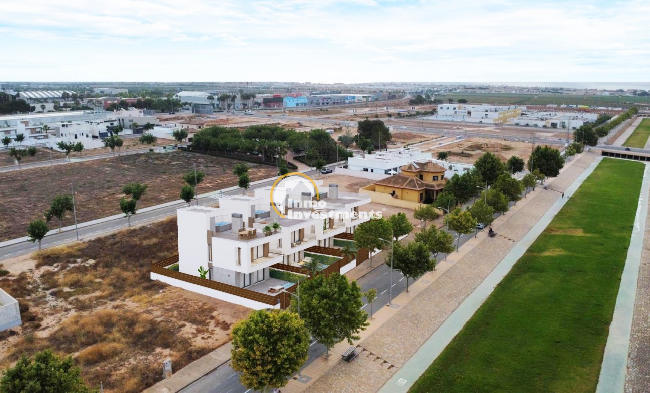 Obra nueva - Chalet independiente - Pilar de la Horadada