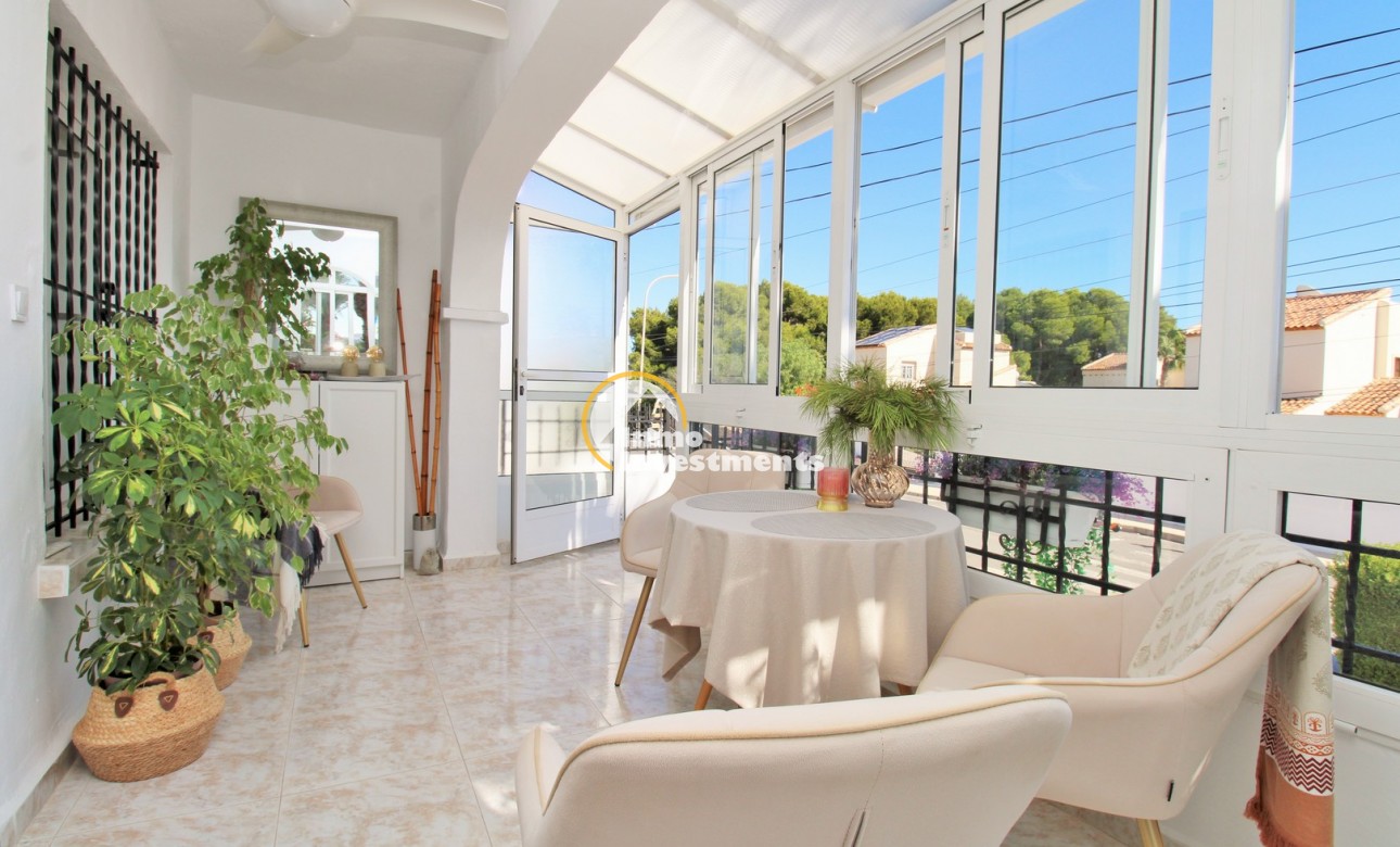 Resale - Apartment - Villamartin