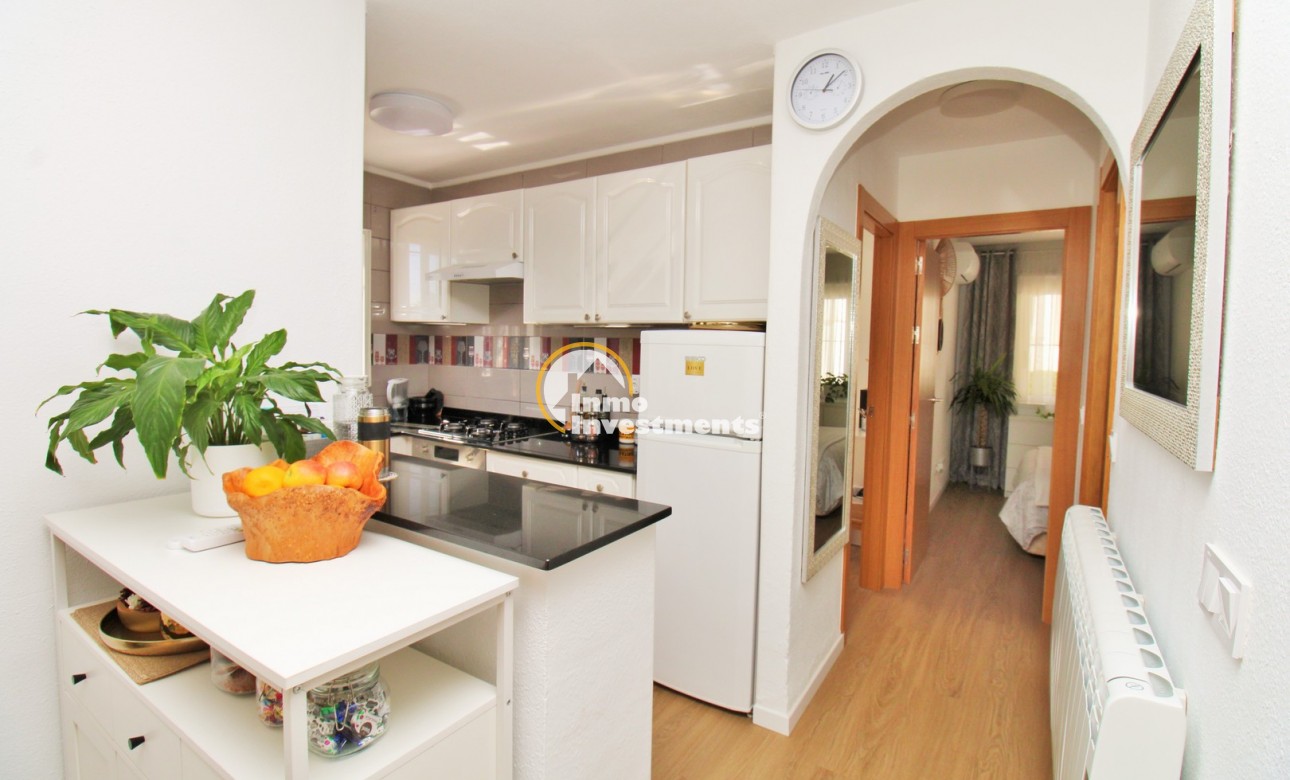 Resale - Apartment - Villamartin