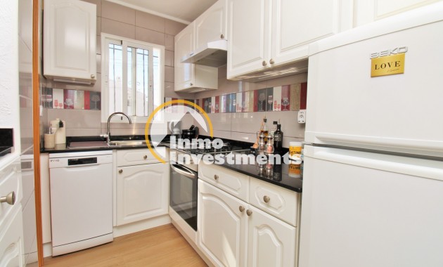 Resale - Apartment - Villamartin