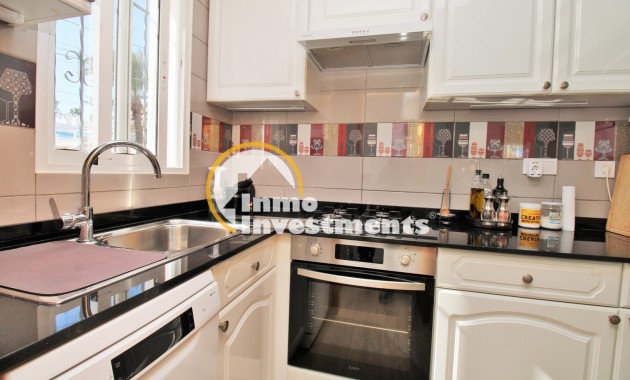 Resale - Apartment - Villamartin