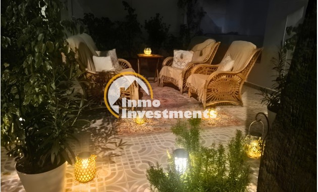 Resale - Apartment - Villamartin