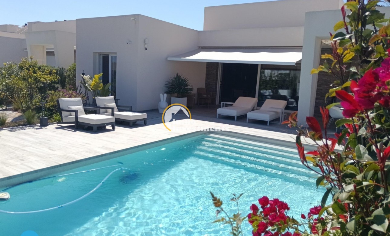 Resale - Villa - Algorfa - Club de Golf La Finca