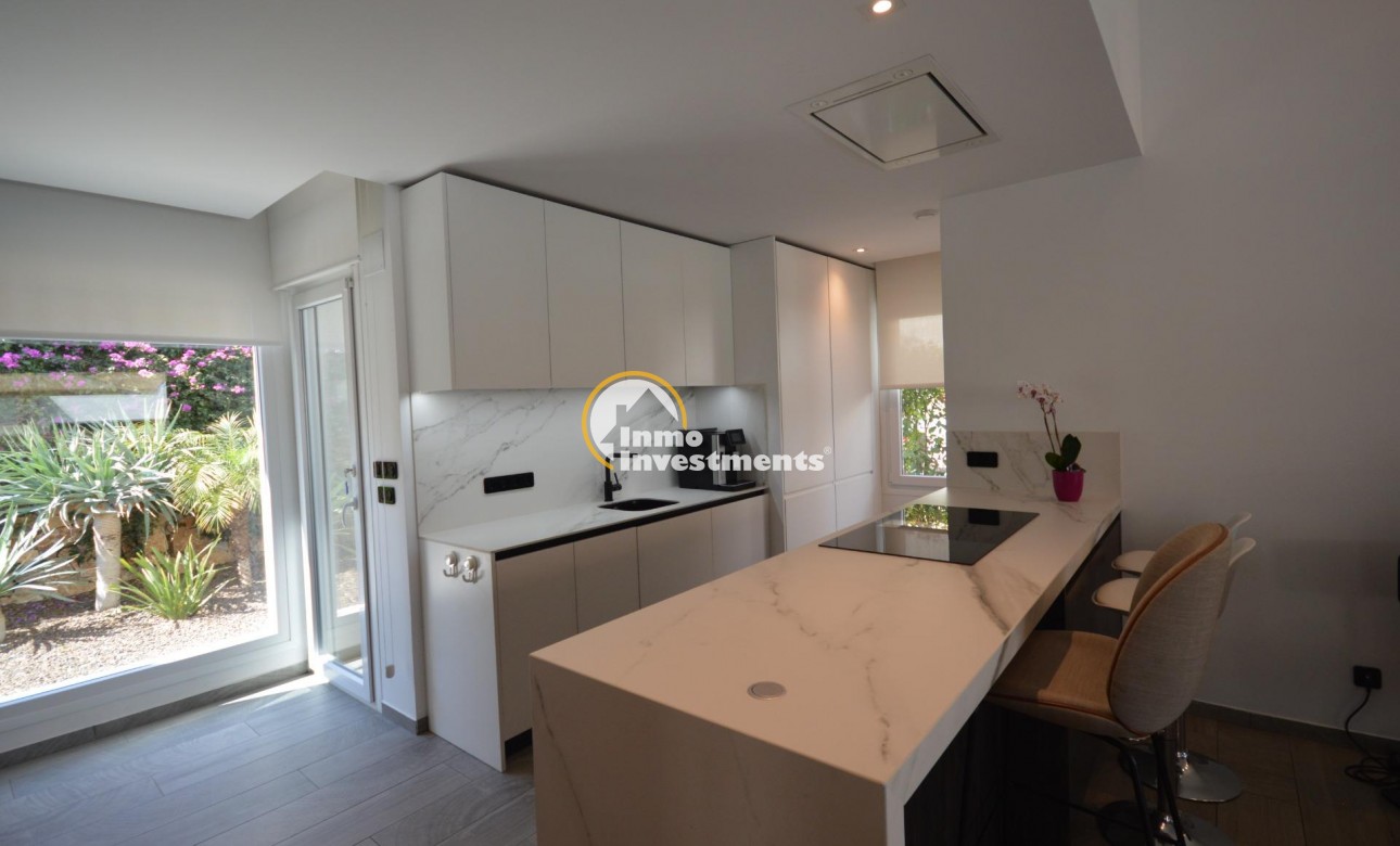 Resale - Villa - Algorfa - Club de Golf La Finca