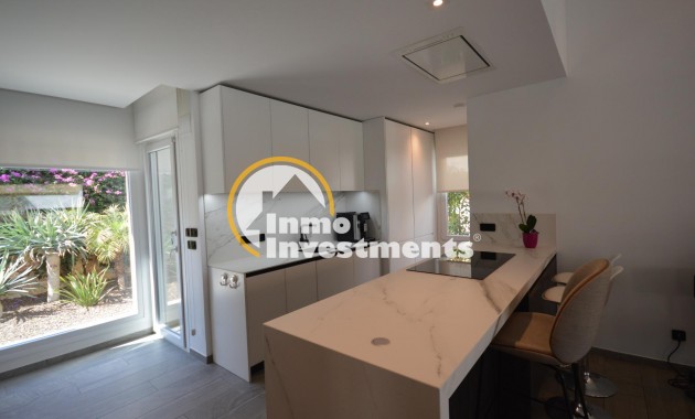 Resale - Villa - Algorfa - Club de Golf La Finca
