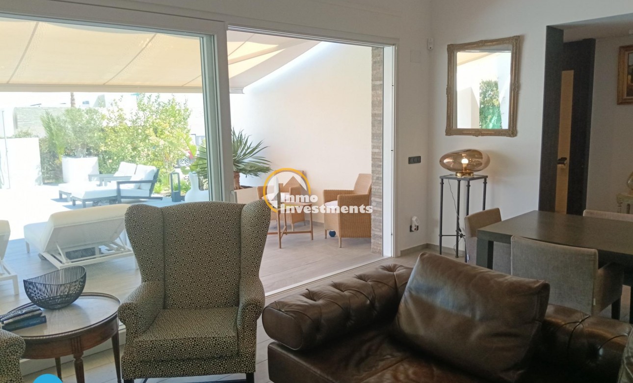 Resale - Villa - Algorfa - Club de Golf La Finca
