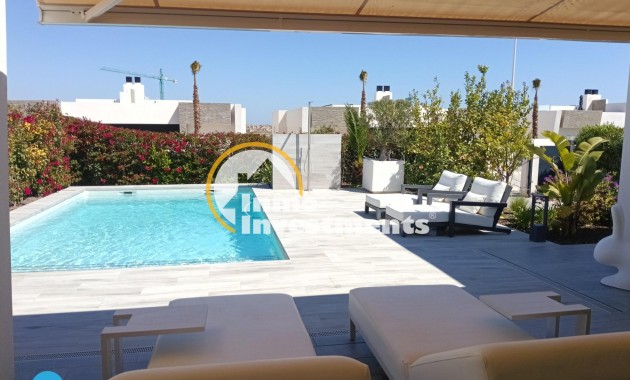 Resale - Villa - Algorfa - Club de Golf La Finca