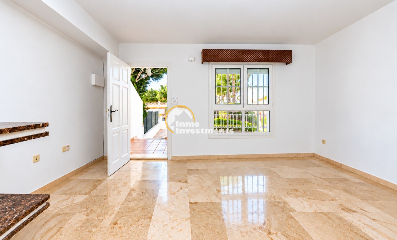 Till salu - Town house - Villamartin - Valencias