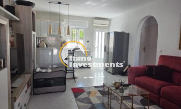Gebrauchtimmobilien - Reihenhaus - Villamartin