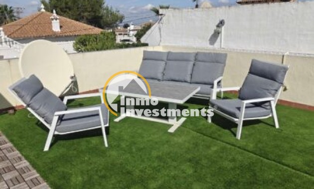 Gebrauchtimmobilien - Reihenhaus - Villamartin