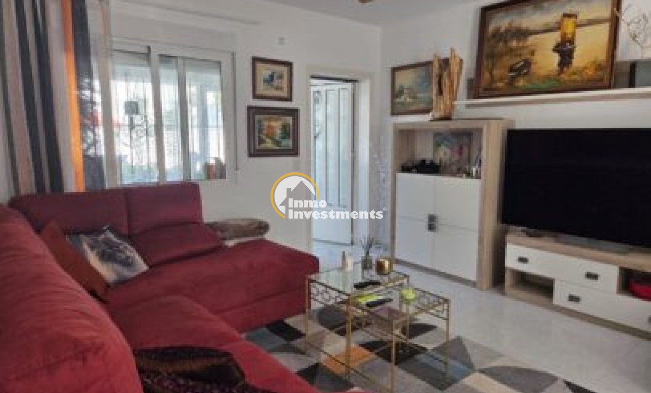 Gebrauchtimmobilien - Reihenhaus - Villamartin