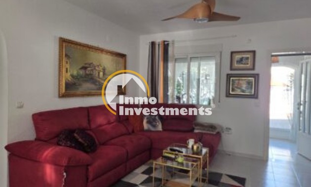Gebrauchtimmobilien - Reihenhaus - Villamartin