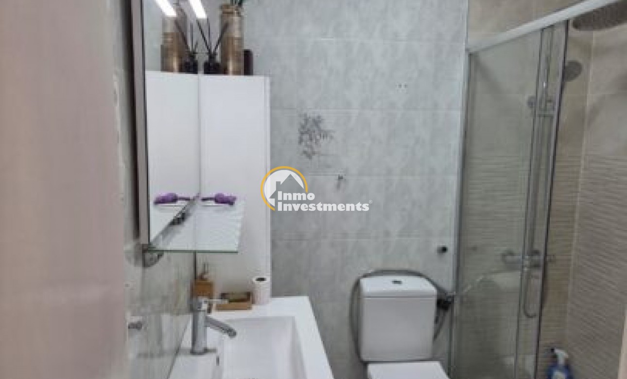 Gebrauchtimmobilien - Reihenhaus - Villamartin