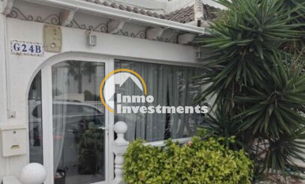 Gebrauchtimmobilien - Reihenhaus - Villamartin
