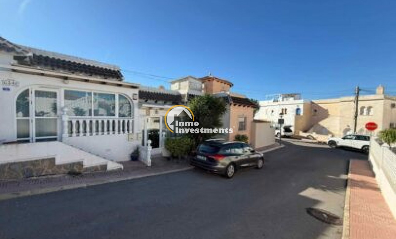 Gebrauchtimmobilien - Reihenhaus - Villamartin