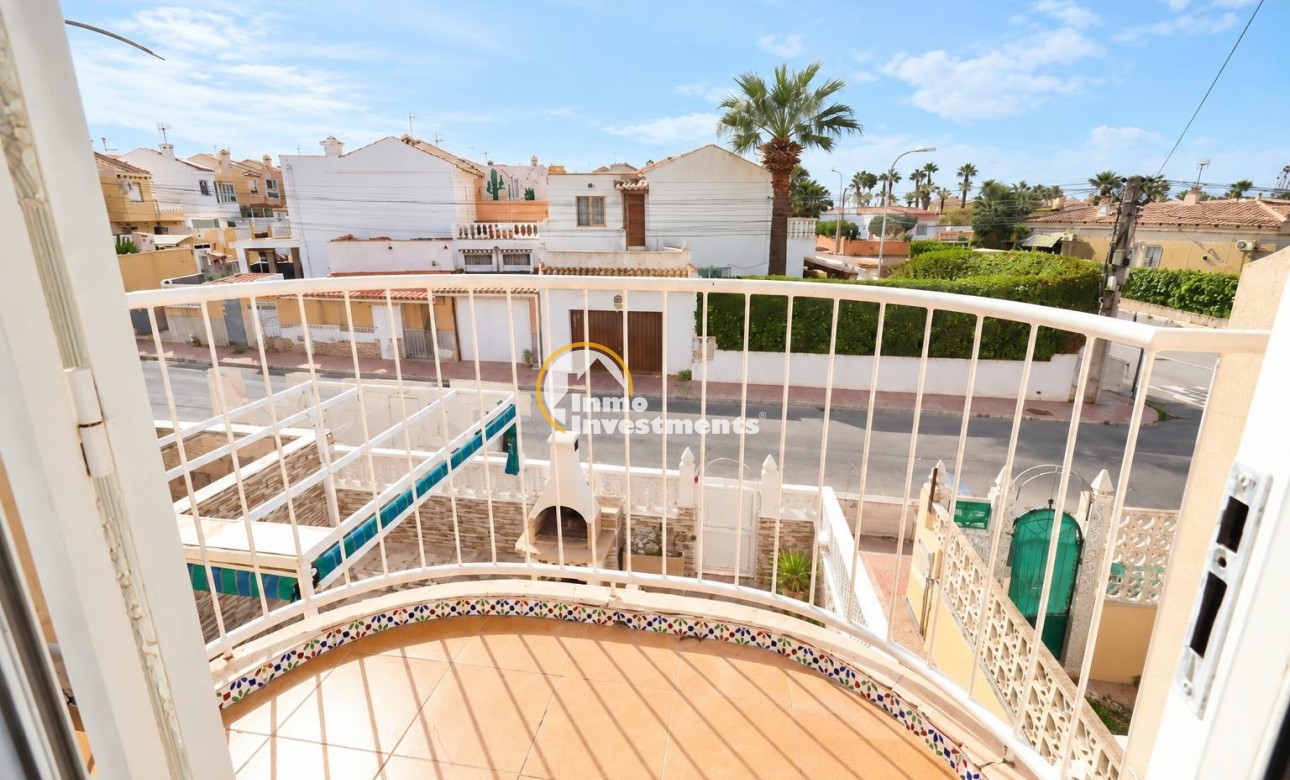 Bestaande bouw - Bungalow - Torrevieja - La Siesta - El Salado - Torreta