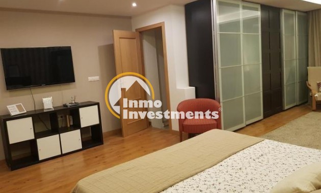 Bestaande bouw - Villa - Torrevieja - Aguas nuevas 1