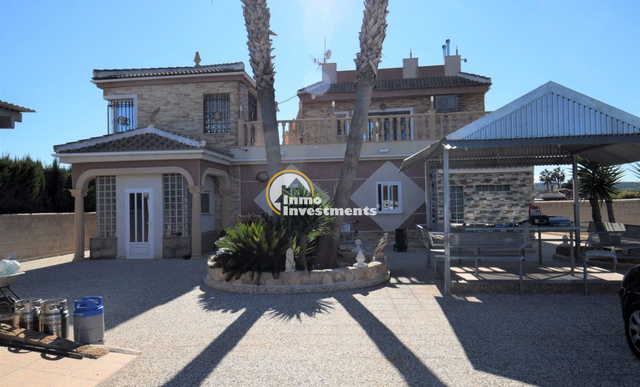 Resale - Villa - Guardamar del Segura - Urbanizaciones