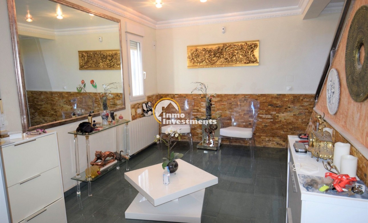 Resale - Villa - Guardamar del Segura - Urbanizaciones