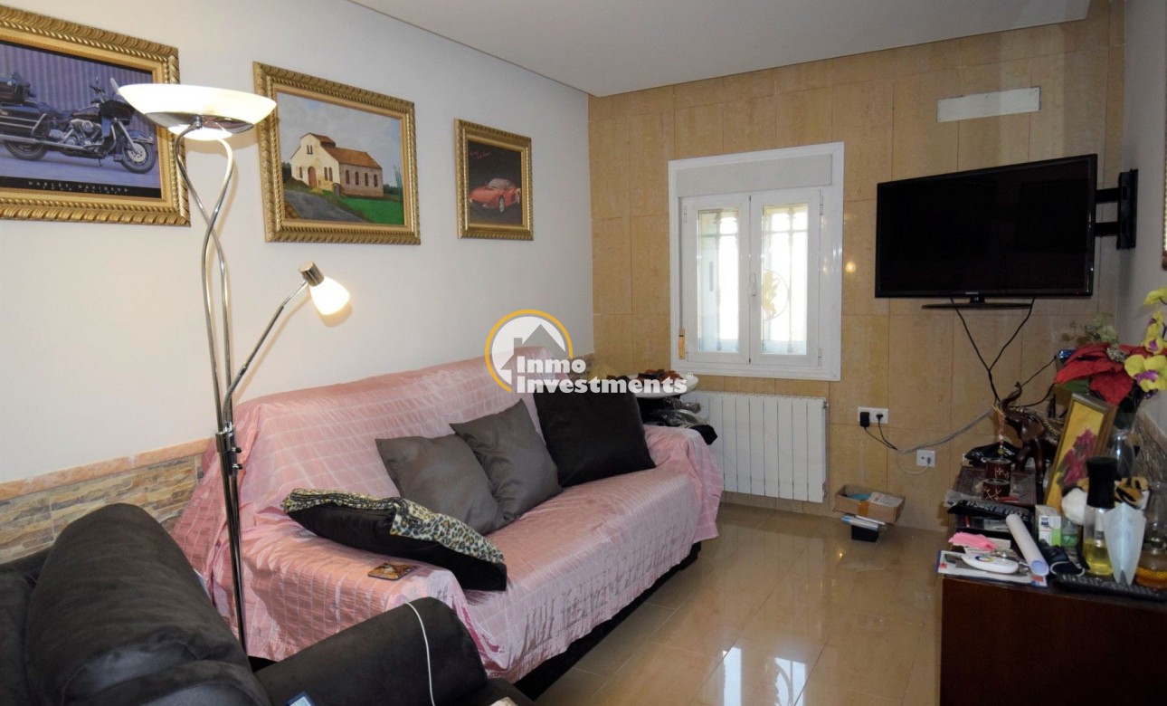 Resale - Villa - Guardamar del Segura - Urbanizaciones