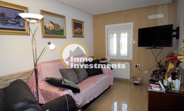 Resale - Villa - Guardamar del Segura - Urbanizaciones