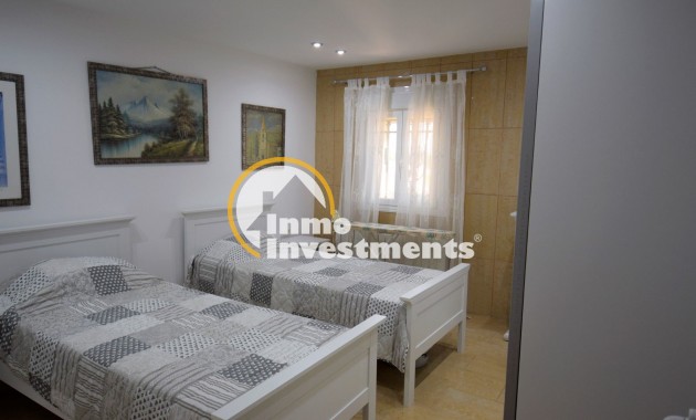 Resale - Villa - Guardamar del Segura - Urbanizaciones