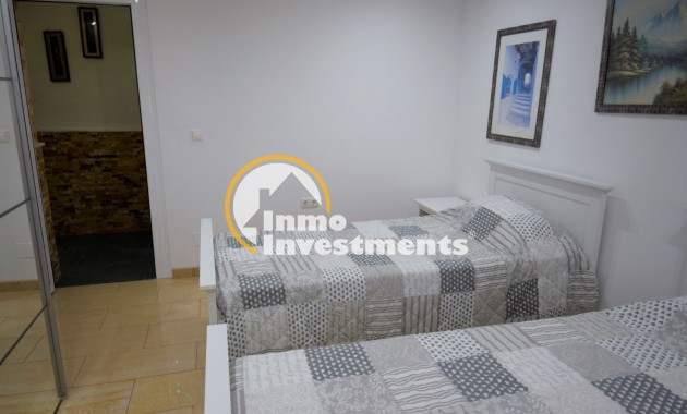 Resale - Villa - Guardamar del Segura - Urbanizaciones