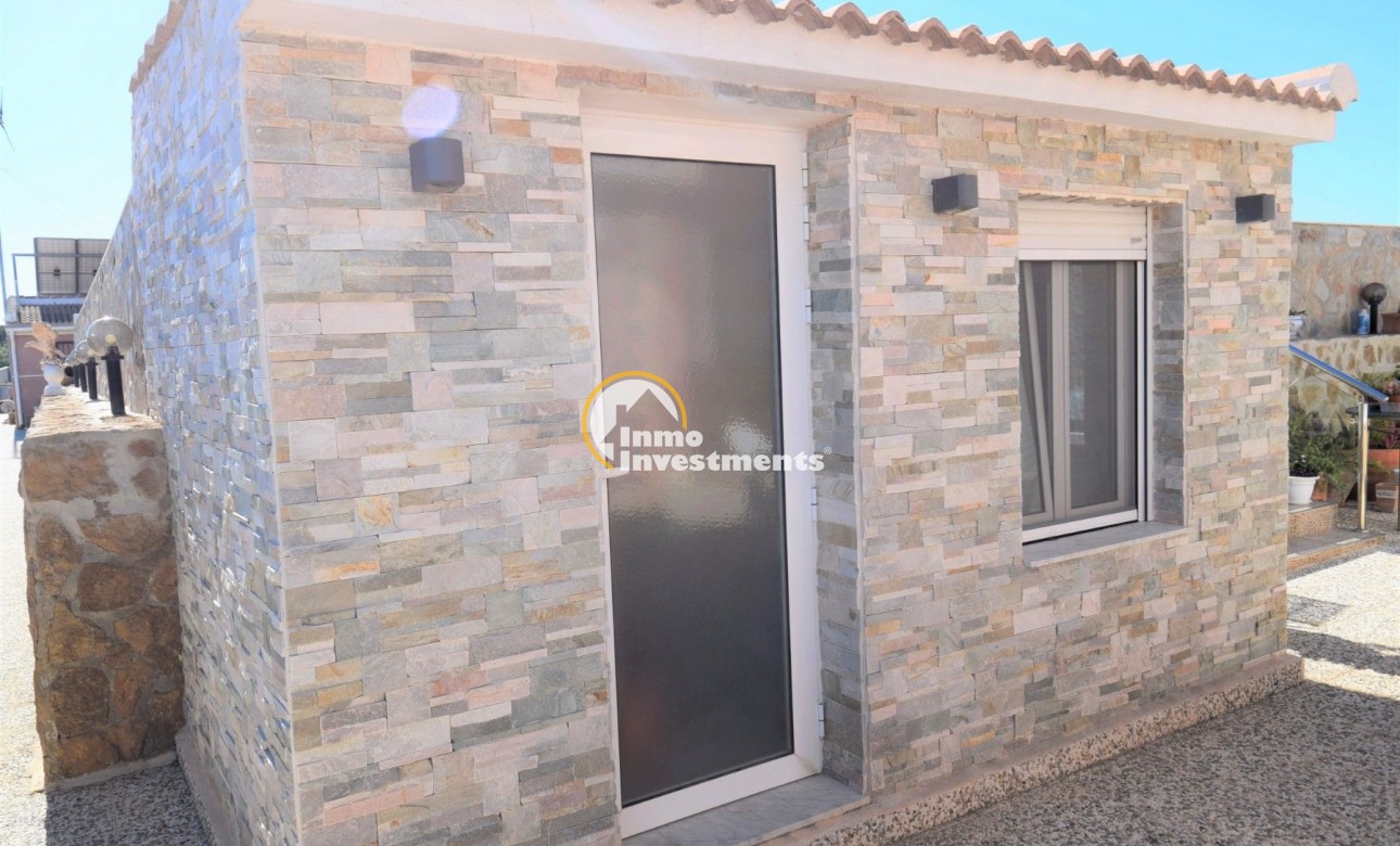 Resale - Villa - Guardamar del Segura - Urbanizaciones