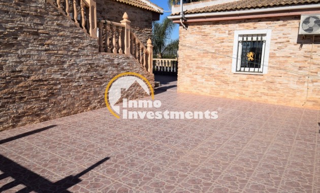 Resale - Villa - Guardamar del Segura - Urbanizaciones