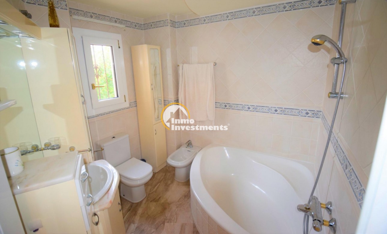 Gebrauchtimmobilien - Villa - Guardamar del Segura - Urbanizaciones