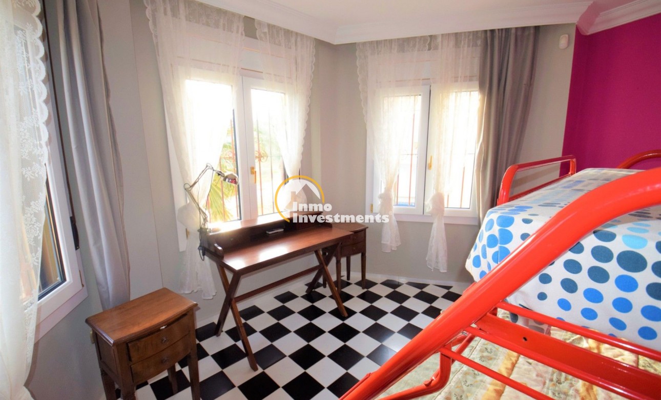 Gebrauchtimmobilien - Villa - Guardamar del Segura - Urbanizaciones