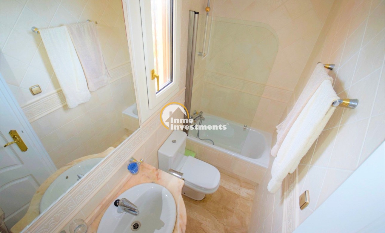 Gebrauchtimmobilien - Villa - Guardamar del Segura - Urbanizaciones