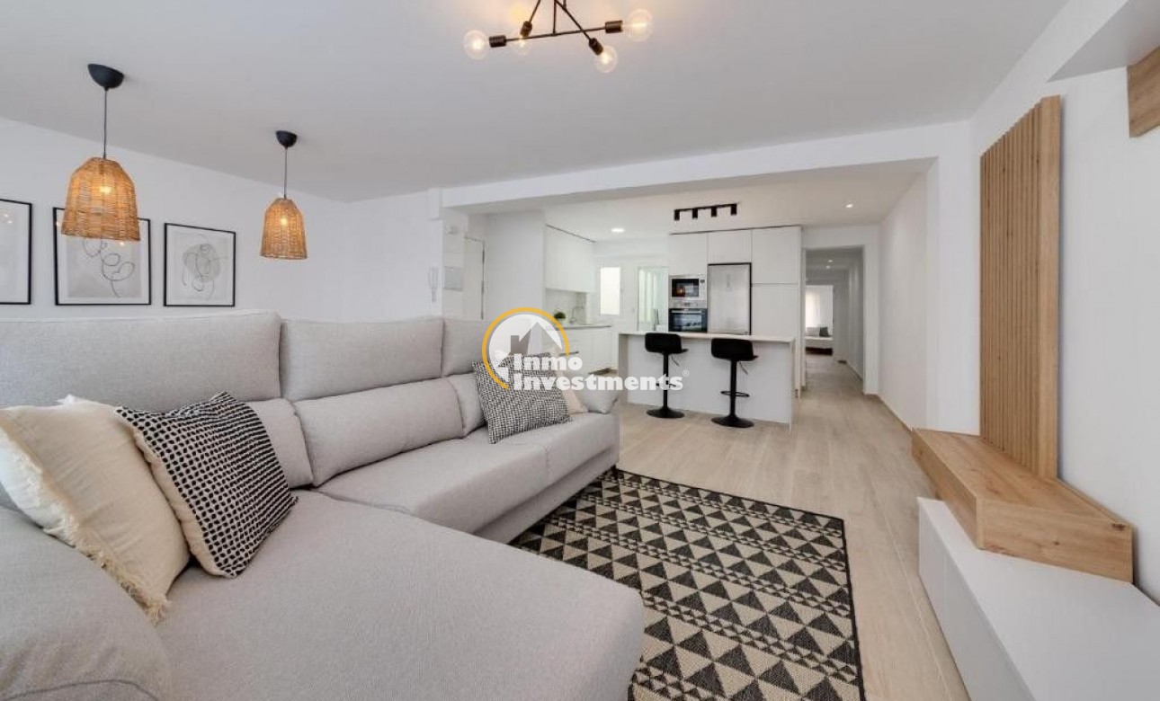 Bestaande bouw - Appartement - Torrevieja - Estacion de autobuses