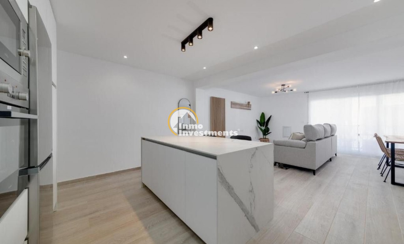 Bestaande bouw - Appartement - Torrevieja - Estacion de autobuses