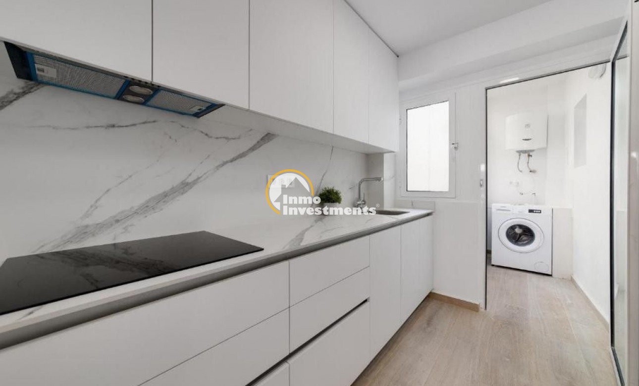 Bestaande bouw - Appartement - Torrevieja - Estacion de autobuses