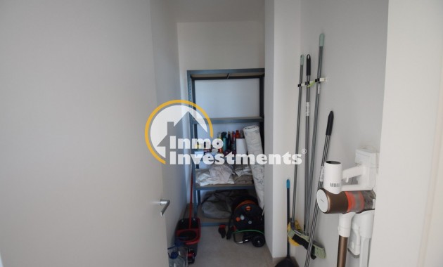 Resale - Villa - Orihuela - Las Colinas Golf