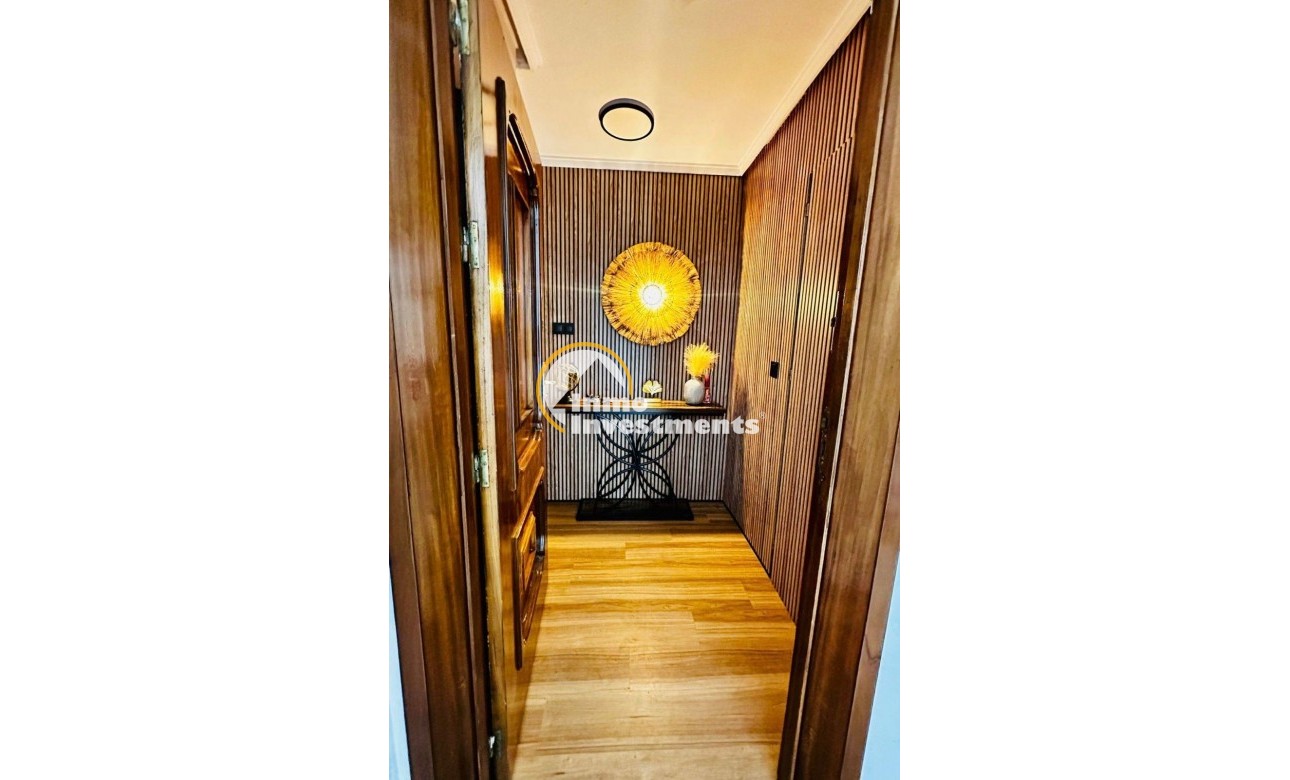 Bestaande bouw - Appartement - Torrevieja - Acequion