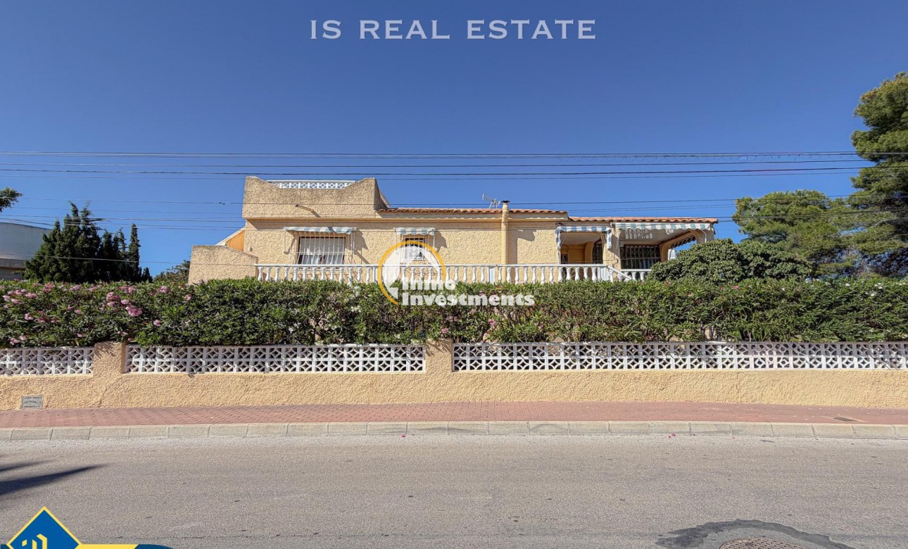 Bestaande bouw - Villa - Torrevieja - Los Balcones